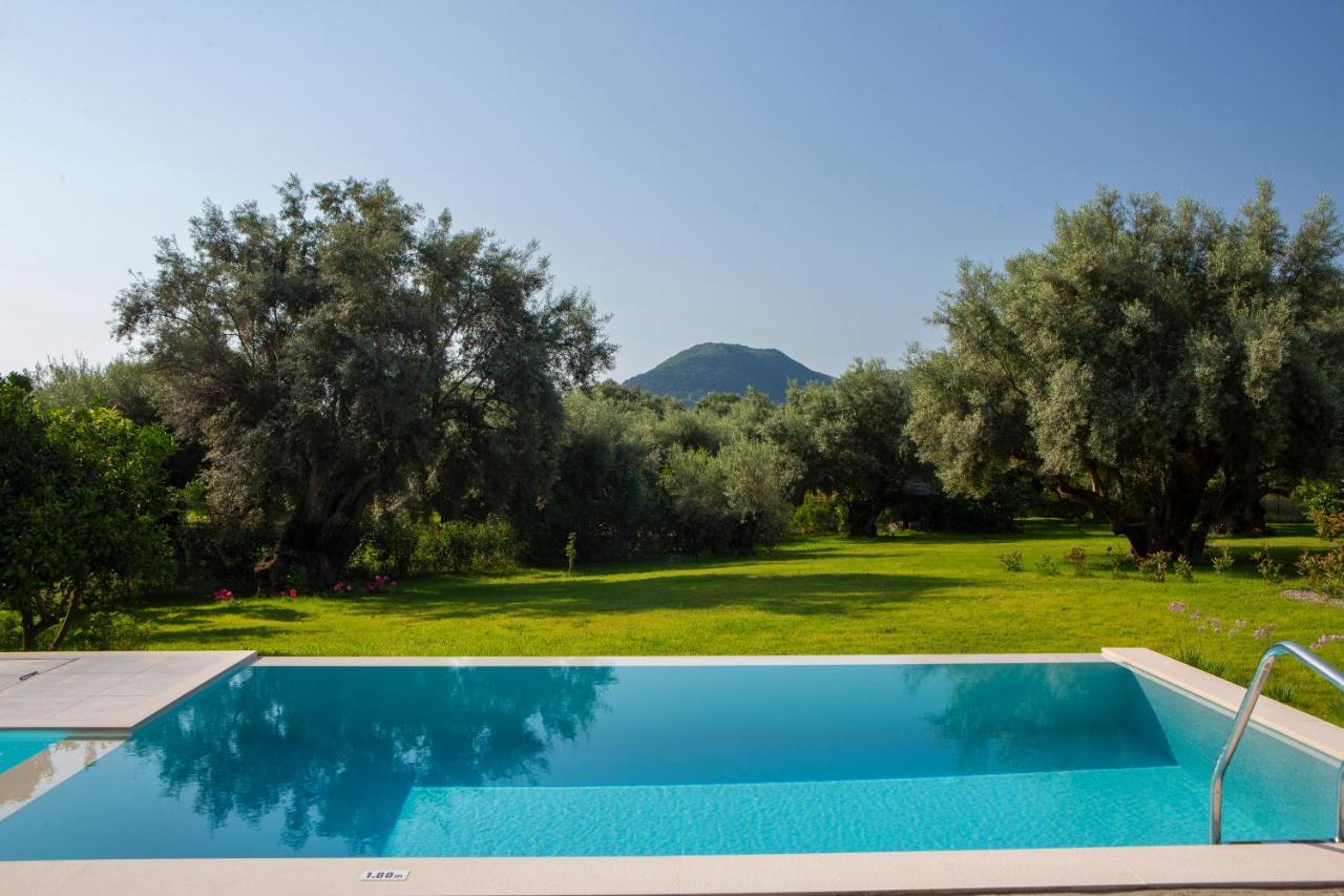 Averto Villas With Private Pool Nydri  Eksteriør billede