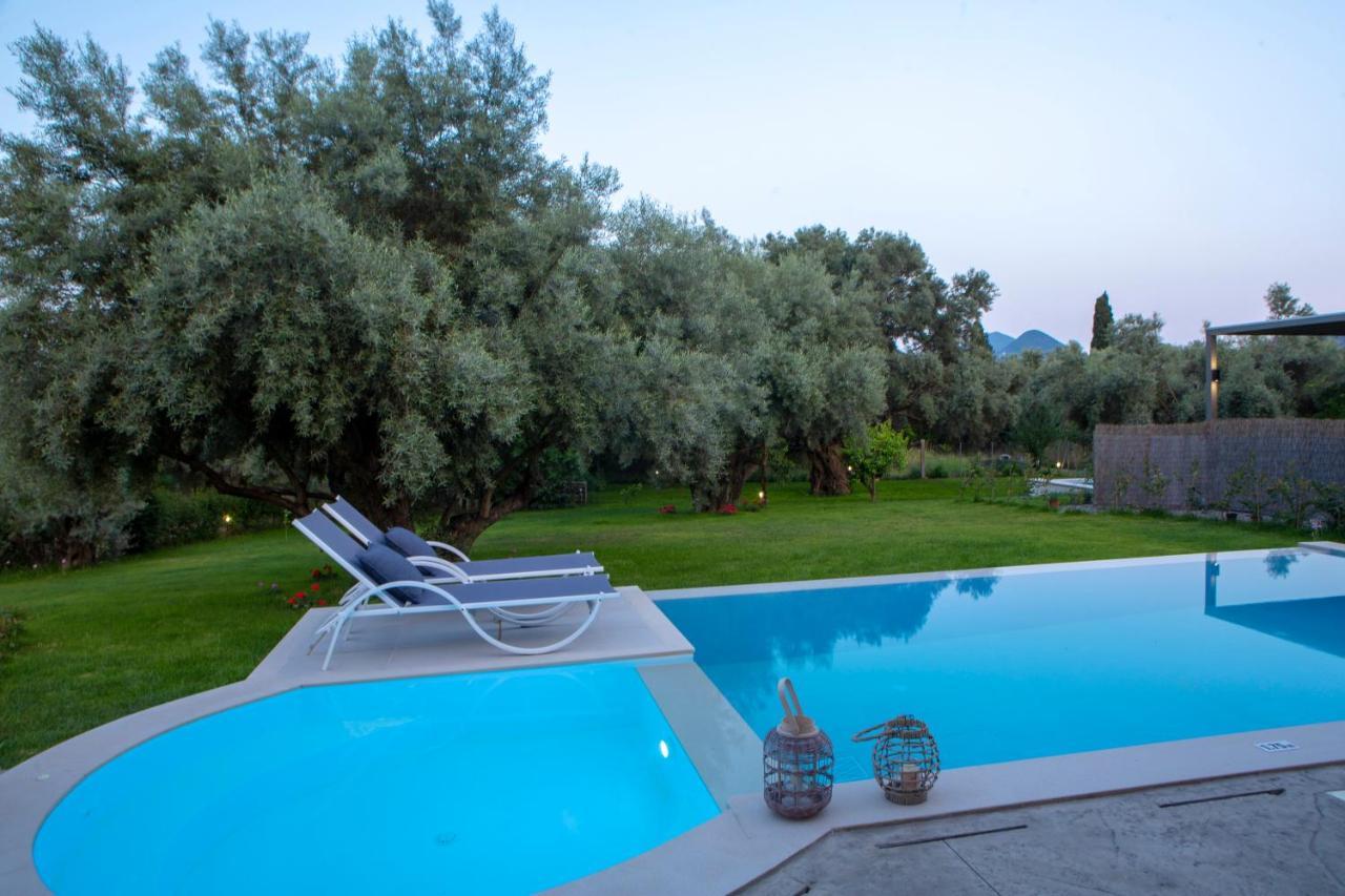 Averto Villas With Private Pool Nydri  Eksteriør billede
